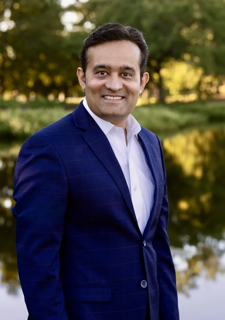 Portrait of Ripal Vyas